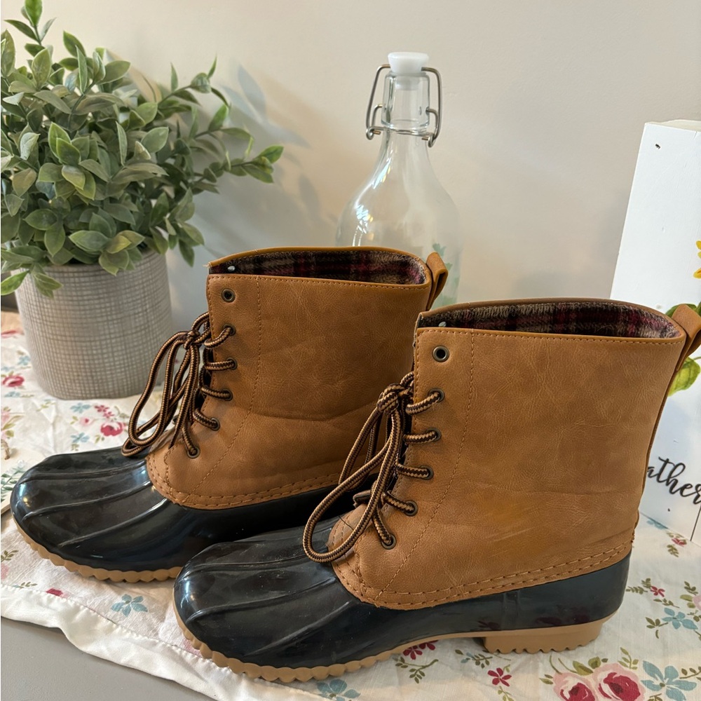 Women’s Duck Boots